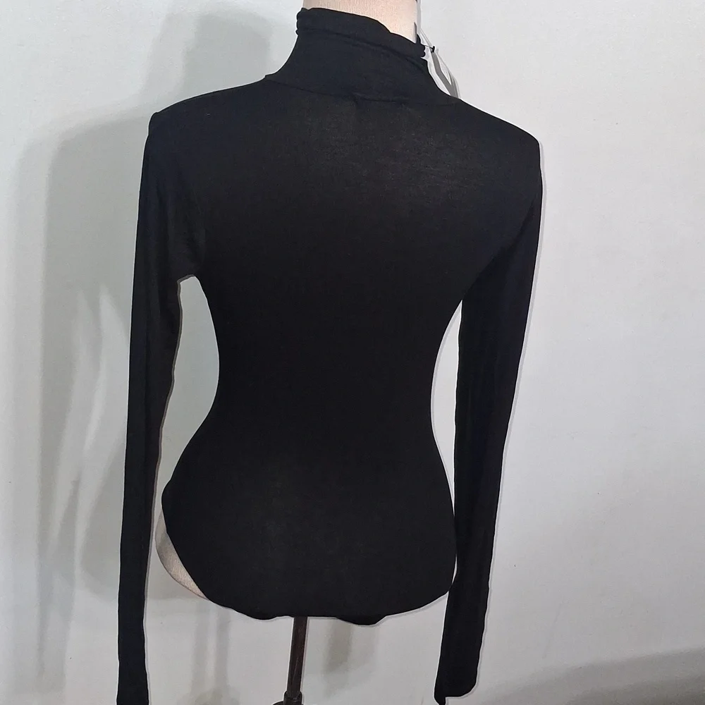 Fashion Nova- Pamela Turtle Neck Long Sleeve Bodysuit- W Sz Small - Picture 6 of 9